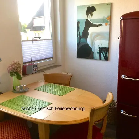 Holiday home Us Luett Hus Und Linde Im Haupthaus *