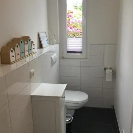 Holiday home Us Luett Hus Und Linde Im Haupthaus *