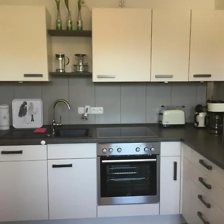 Tatil Evi Us Luett Hus Und Linde Im Haupthaus